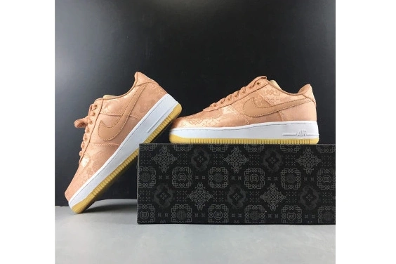 Force Silk Air Gold  1 CJ5290-600 Low Rose Clot 0928